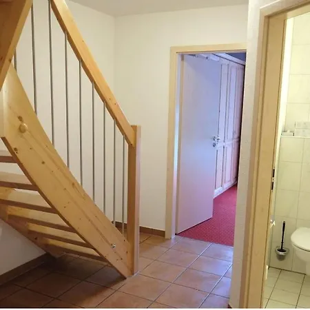 Direkt An Der Skipiste Und Bergbahn, 7 Betten, 2 Baeder 公寓