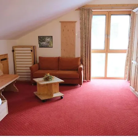 公寓 Direkt An Der Skipiste Und Bergbahn, 7 Betten, 2 Baeder