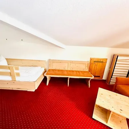 Апартаменты Direkt An Der Skipiste Und Bergbahn, 7 Betten, 2 Baeder *