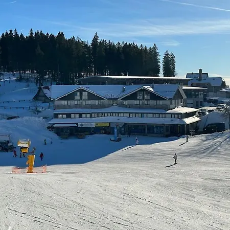 公寓 Direkt An Der Skipiste Und Bergbahn, 7 Betten, 2 Baeder *