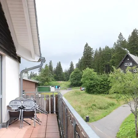 Direkt An Der Skipiste Und Bergbahn, 7 Betten, 2 Baeder Апартаменты